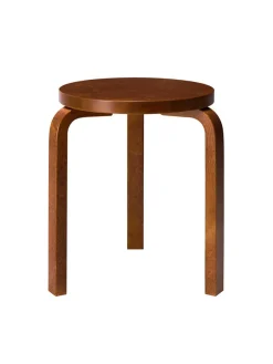 Stool 60, lakeret birk fra Artek