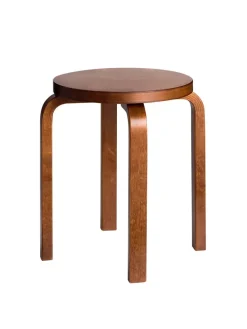 Stool E60, honey stained birk fra Artek