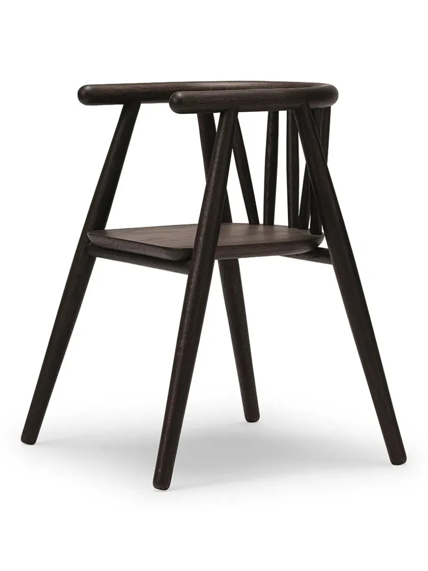 Storm Børnestol, eg fra Oaklings