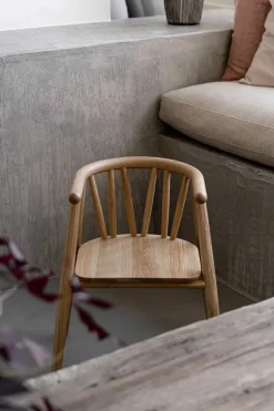 Storm Børnestol, eg fra Oaklings