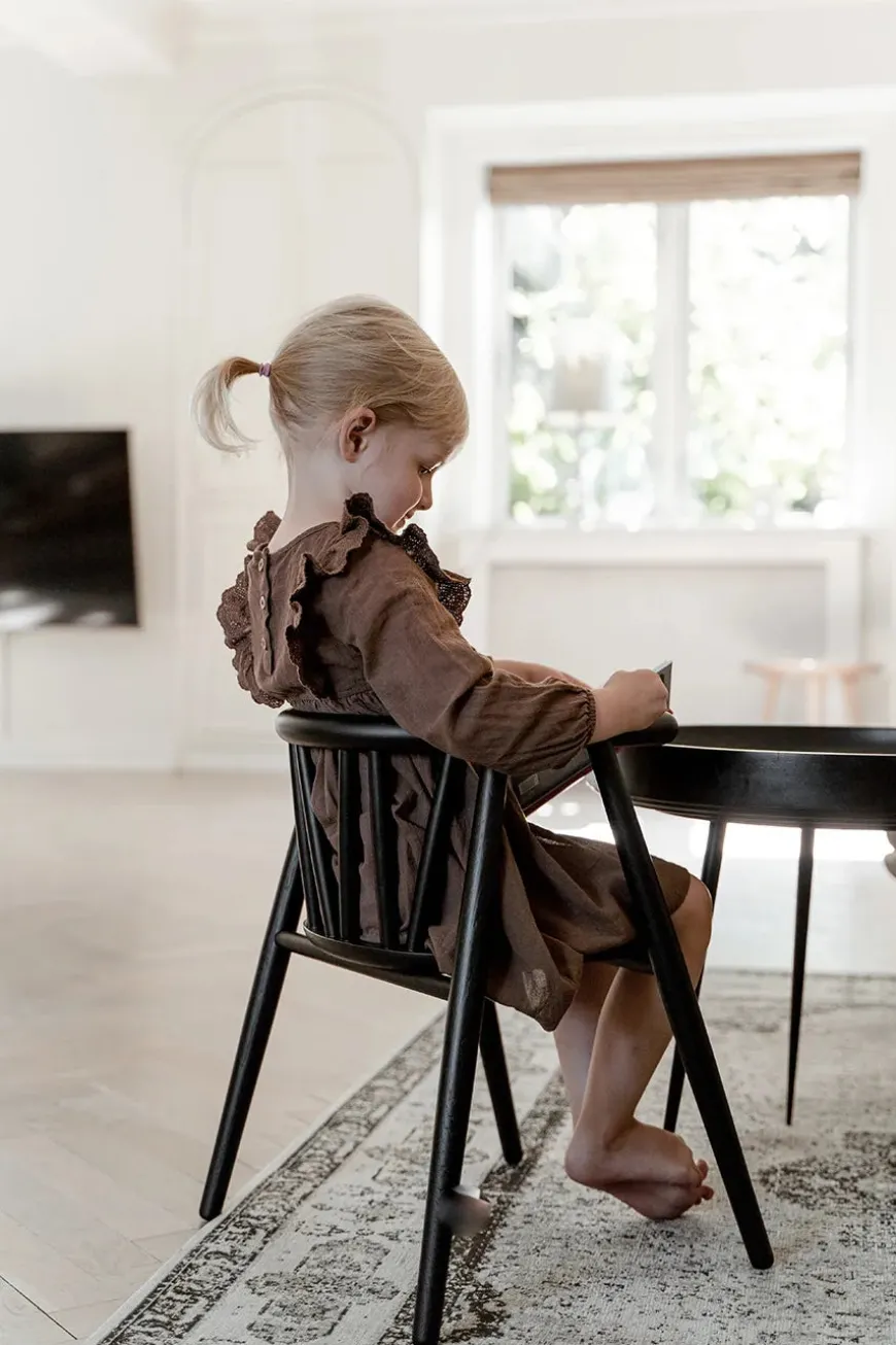 Storm Børnestol, eg fra Oaklings