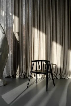 Storm Børnestol, sortlakeret eg fra Oaklings