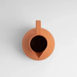 Strøm Kande, vibrant orange fra raawii