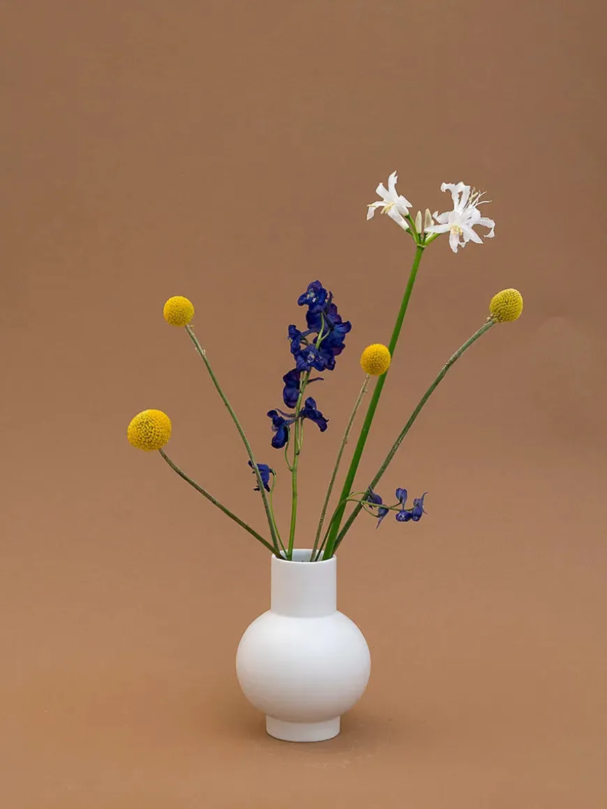 Strøm Vase, vibrant orange fra raawii