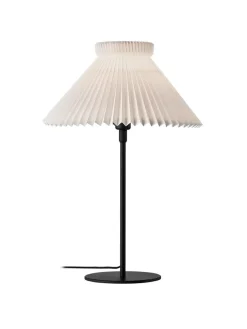 334T Bordlampe, white fra Le Klint