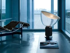 Taccia Bordlampe, small fra Flos