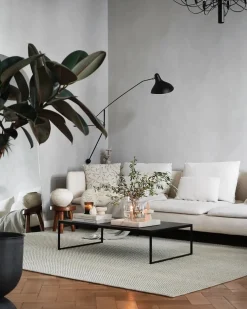 Tact Rug, off white fra Woud