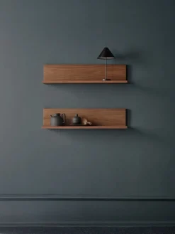 Tana Wall Shelf, walnut fra New Works