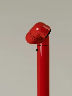 Tatu Alta Gulvlampe, pure red fra Santa and Cole