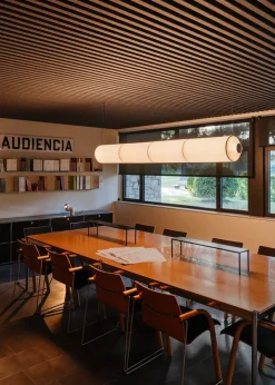 Tekiò Vertical Pendel fra Santa and Cole