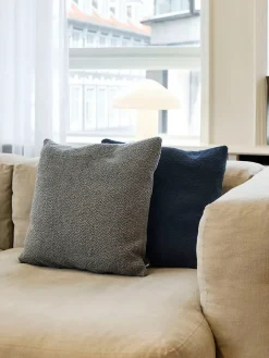 Texture Cushion fra Hay