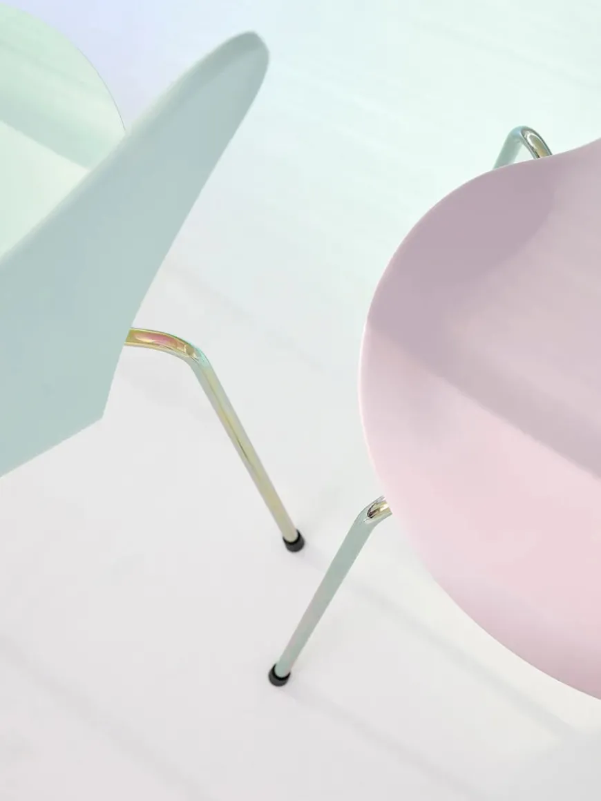 70th Anniversary Edition 3107 Spisebordsstol, 7:14 AM Pink af Arne Jacobsen