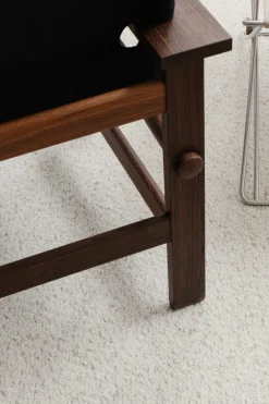 The Canvas Chair, røget eg sort canvas af Børge Mogensen