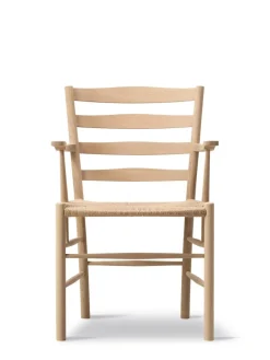The Klint Armchair, sortlakeret eg fra Fredericia Furniture