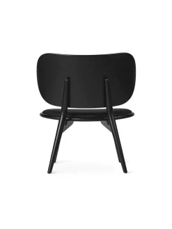 The Lounge Chair, sirka grå eg med sort læder fra Mater