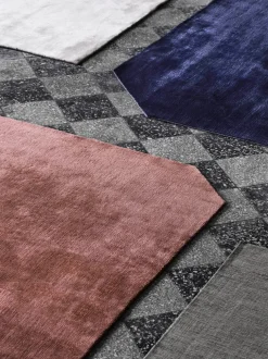 The Moor Rug AP7 200x300 fra &Tradition