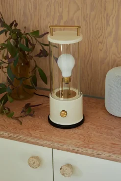 The Muse Portable Lampe, Solid Brass fra Tala