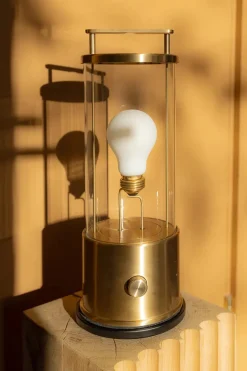 The Muse Portable Lampe, Solid Brass fra Tala