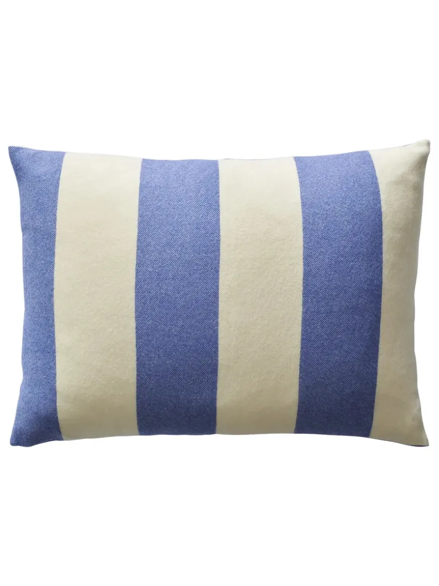 The Sweater Cushion, orange fra Silkeborg Uldspinderi