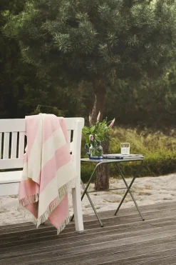 The Sweater Plaid, black fra Silkeborg Uldspinderi