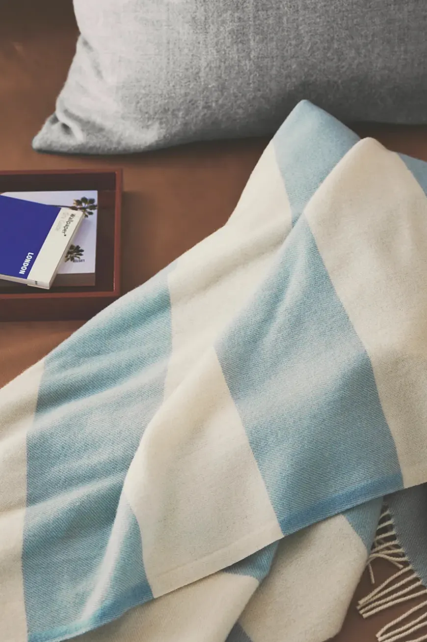 The Sweater Plaid, cobalt fra Silkeborg Uldspinderi