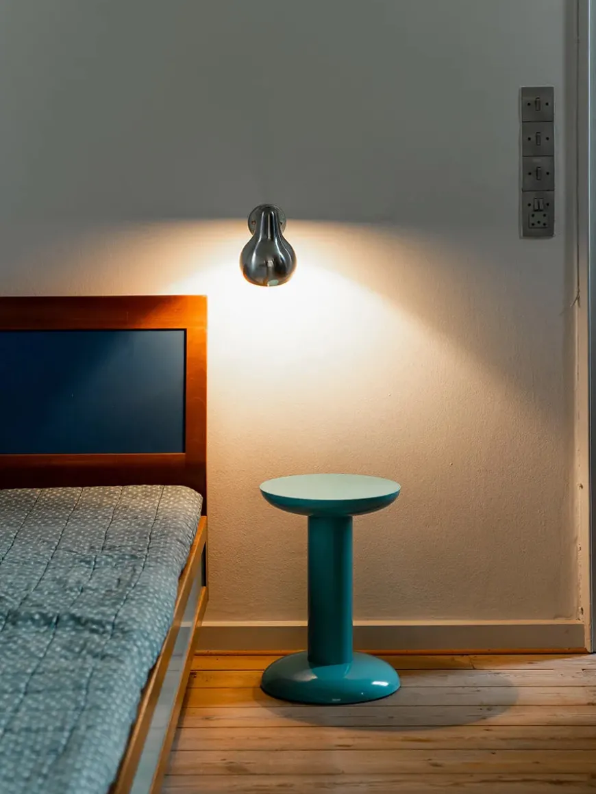 Thing Sidebord/Skammel, carmine red fra raawii