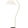Timberline gulvlampe fra GUBI