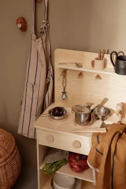Toro Play Kitchen Tools fra Ferm Living