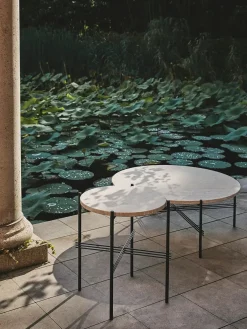 TS Outdoor Coffee Table fra GUBI