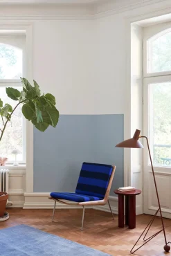 Tung JA3 sidebord, Burgundy Red fra &Tradition