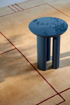 Tung JA3 sidebord, Burgundy Red fra &Tradition