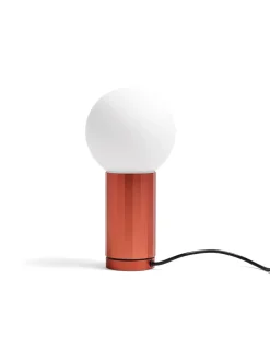 Turn On bordlampe fra Hay