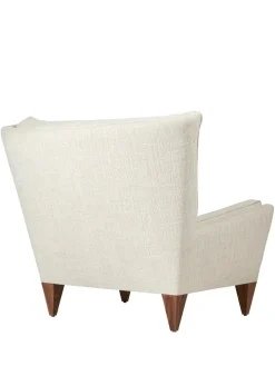 V11 Lounge Chair, smooth leather cream fra GUBI