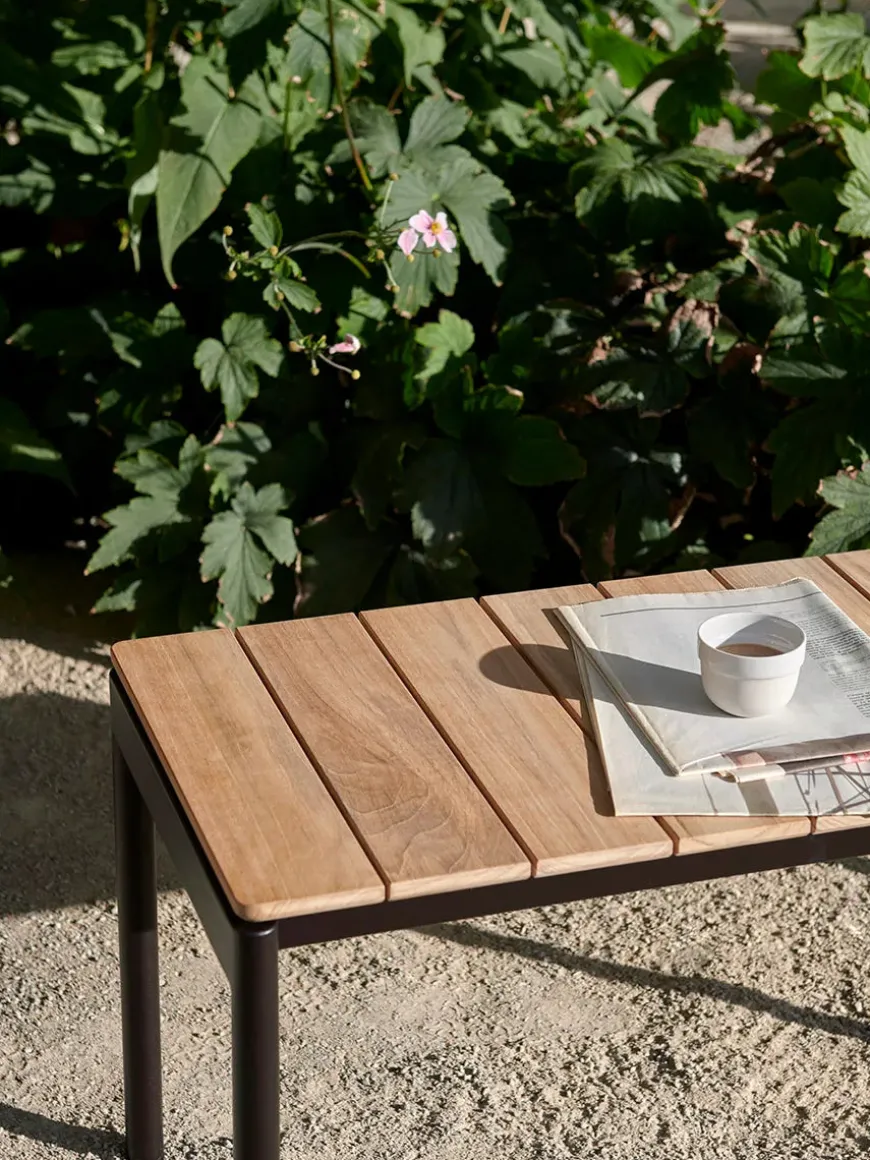 Ville AV28 Havebænk, 180x40 fra &Tradition