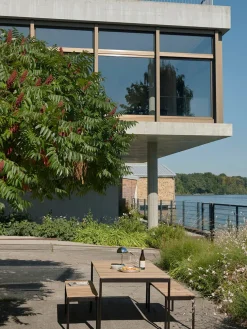 Ville AV25 Havebord, 150x90 fra &Tradition