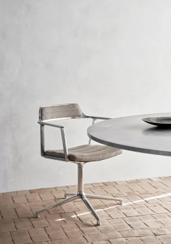 VIPP452 Swivel Chair, curly edition fra Vipp