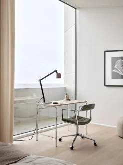 VIPP452 Swivel Chair m/hjul, camel læder fra Vipp