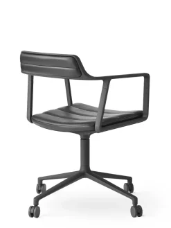VIPP452 Swivel Chair m/hjul, dark sand fra Vipp