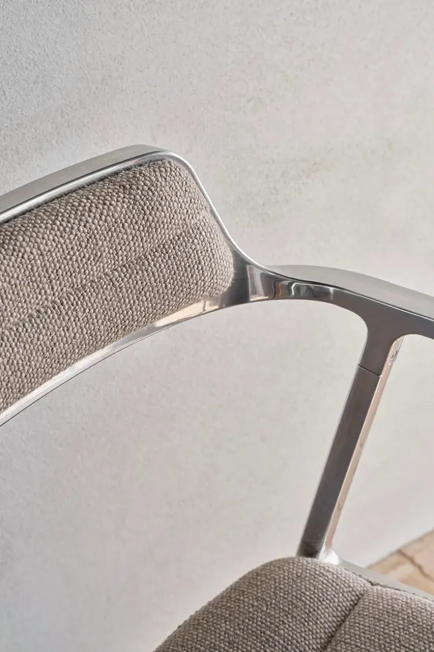 VIPP452 Swivel Chair m/sort stel, sort læder fra Vipp