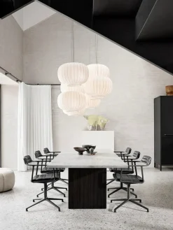 VIPP452 Swivel Chair m/sort stel, sort læder fra Vipp