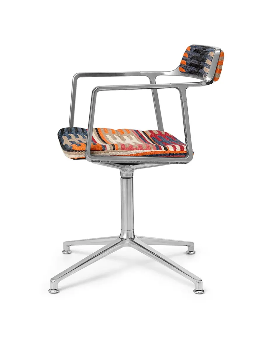 VIPP452 Swivel Chair m/sort stel, sort læder fra Vipp