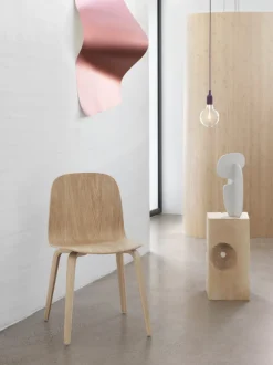 Visu Chair, wood base fra Muuto