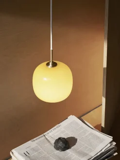 VL45 Radiohuspendel 175, pale yellow fra Louis Poulsen