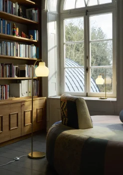 VL Ringkrone Bordlampe fra Louis Poulsen