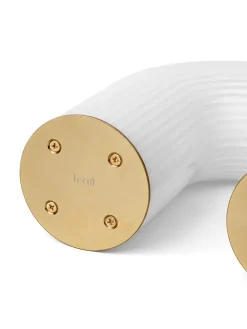 Vuelta bordlampe fra Ferm Living