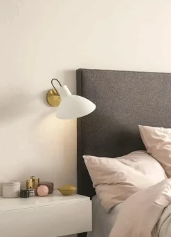 VV Cinquanta væglampe fra Astep