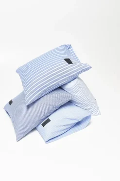 Wall Street Oxford Pillow Cover 60x63 cm fra Magniberg