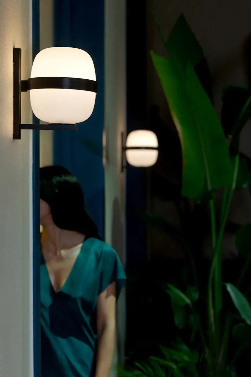 Wally Cesta Væglampe fra Santa and Cole