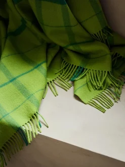 Warp & Weft Plaid, raw white/lilac fra Silkeborg Uldspinderi
