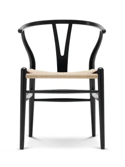 Y-stol CH24, Eg hvidolie af Hans J. Wegner